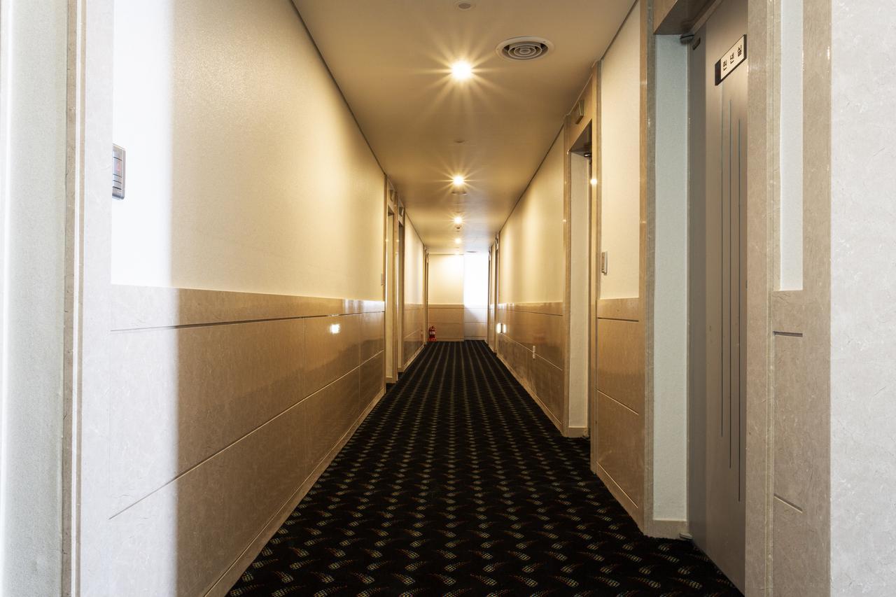 Hotel Tirol Seul Zewnętrze zdjęcie